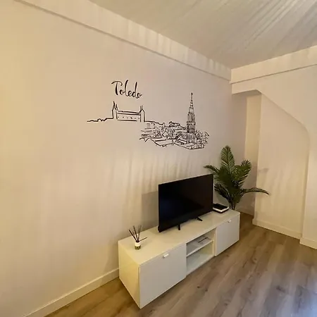 Terracita De Zocodover アパート